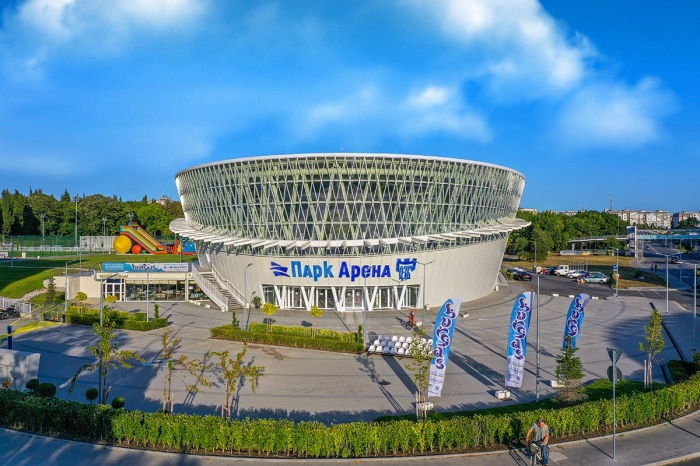 Изграждат фотоволтаичен парк на  покрива на басейна в Славейков