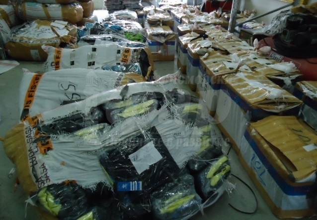 Над 20 000 „маркови“ стоки задържаха митническите служители на Лесово