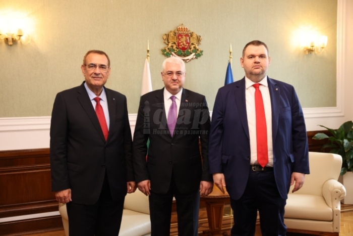 Председателите на ДПС Делян Пеевски и Джевдет Чакъров се срещнаха с посланика на Турция в България н.пр. Мехмет Уянък