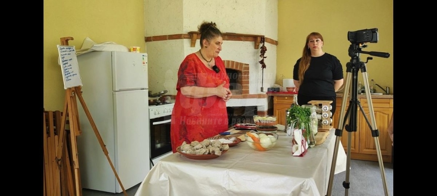  Кулинари се събраха в Етнографския музей да опитат хърцойско ястие/ВИДЕО/