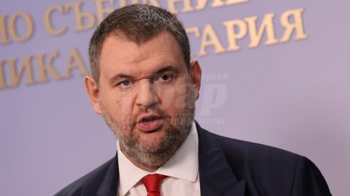 Пеевски: Каним на разговори за втория мандат всички партии без „Възраждане“