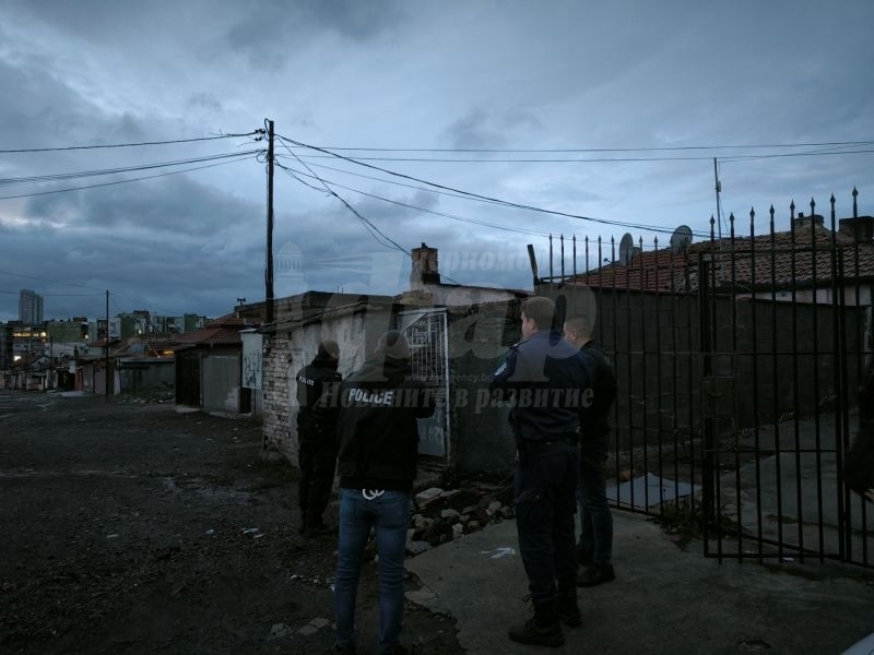 Спецакция за купуване на гласове се провежда в Бургас/ОБНОВЕНА-СНИМКИ/