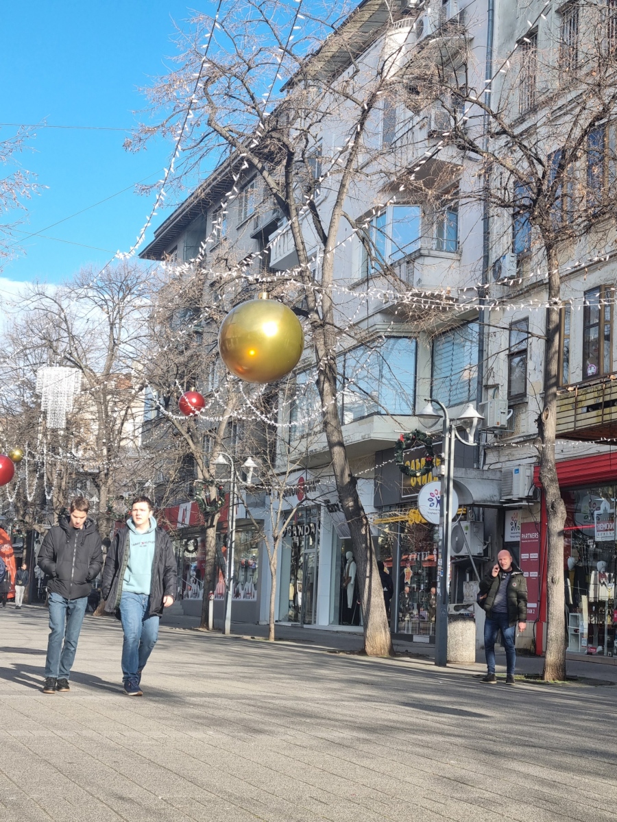 Вижте какво ще е времето днес