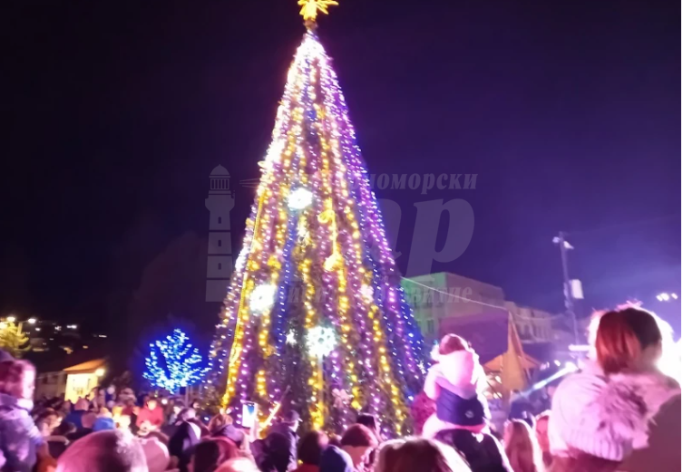 В новогодишните програми на общините ще се вихрят известни изпълнители, фолклорни ансамбли и оркестри